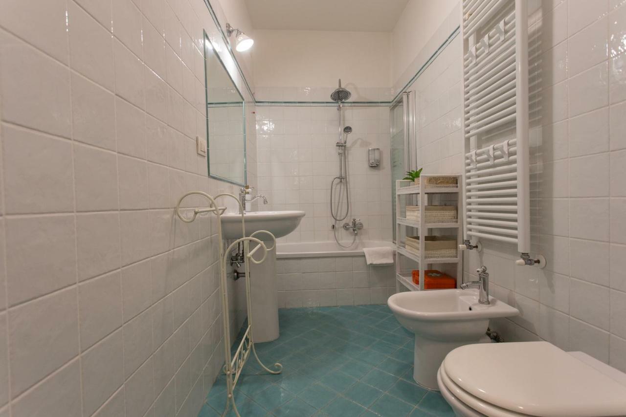 Datini Apartment Prato  Exteriör bild