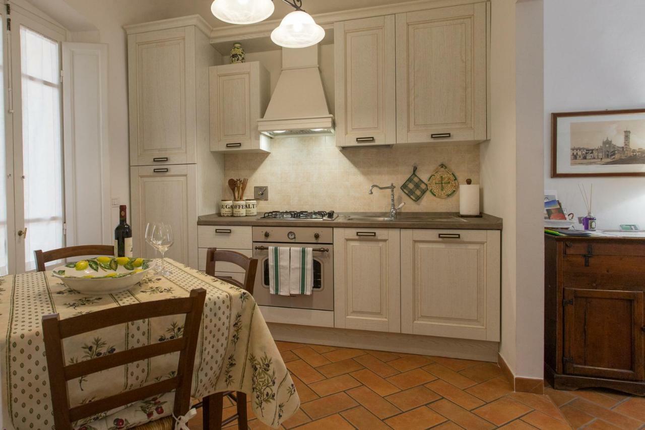 Datini Apartment Prato  Exteriör bild
